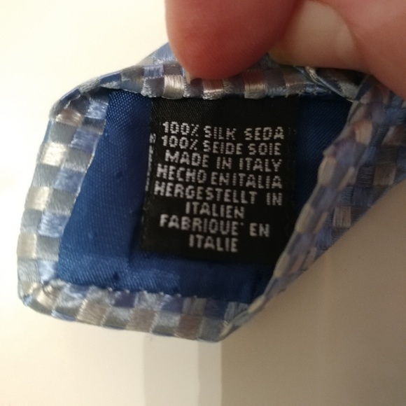 Geoffrey Beene All Silk Necktie - Picture 9 of 10